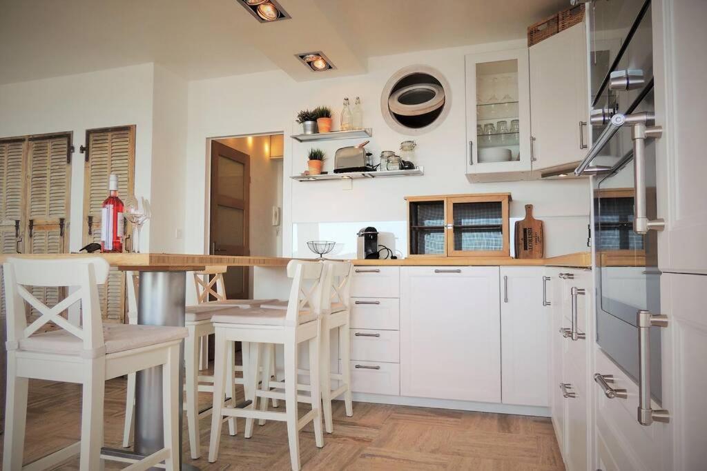 Emplacement Privilegie Pour Ce Bel Appartement Saint-Raphael  Exterior photo