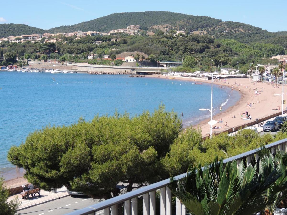 Emplacement Privilegie Pour Ce Bel Appartement Saint-Raphael  Exterior photo
